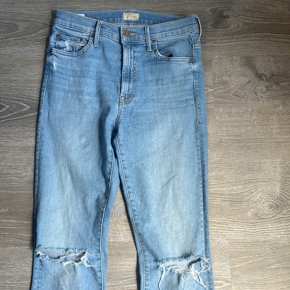 MOTHER The Insider Crop Step Fray Thrilling Shots 27 - Picture 4 of 14